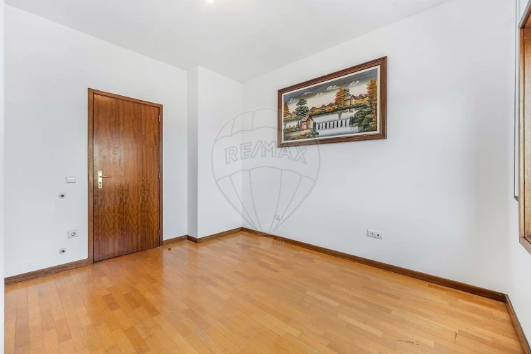 Apartamento T3 para Venda em Aguas Santas Foto 13