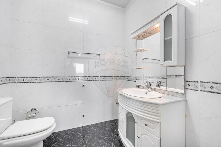 Apartamento T3 para Venda em Aguas Santas Foto 16