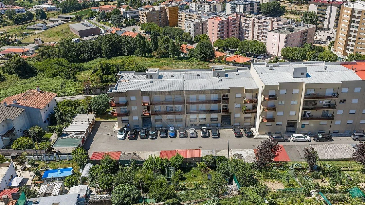 Apartamento T3 para Venda em Braga (Maximinos, Sé e Cividade) Foto 5