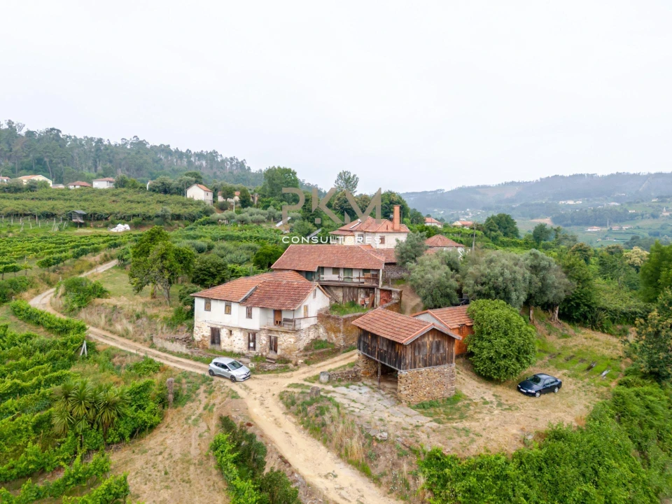 Moradia T7 para Venda em Telões Foto 4