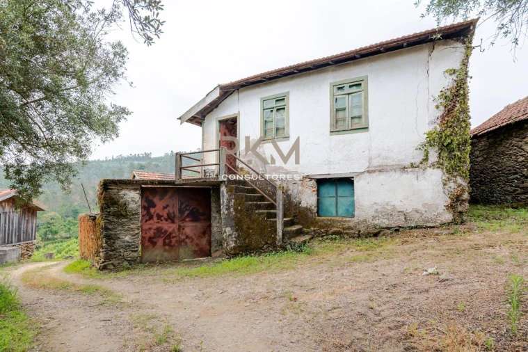 Moradia T7 para Venda em Telões Foto 17