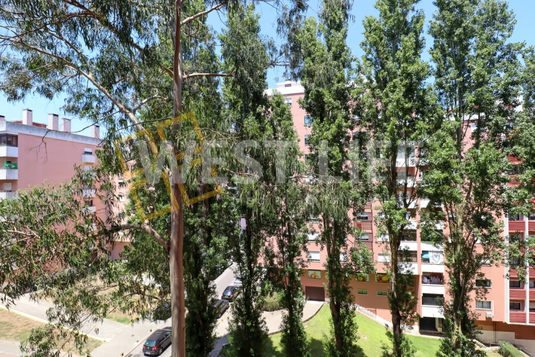 Apartamento T3 para Venda em Cacém e São Marcos Foto 9