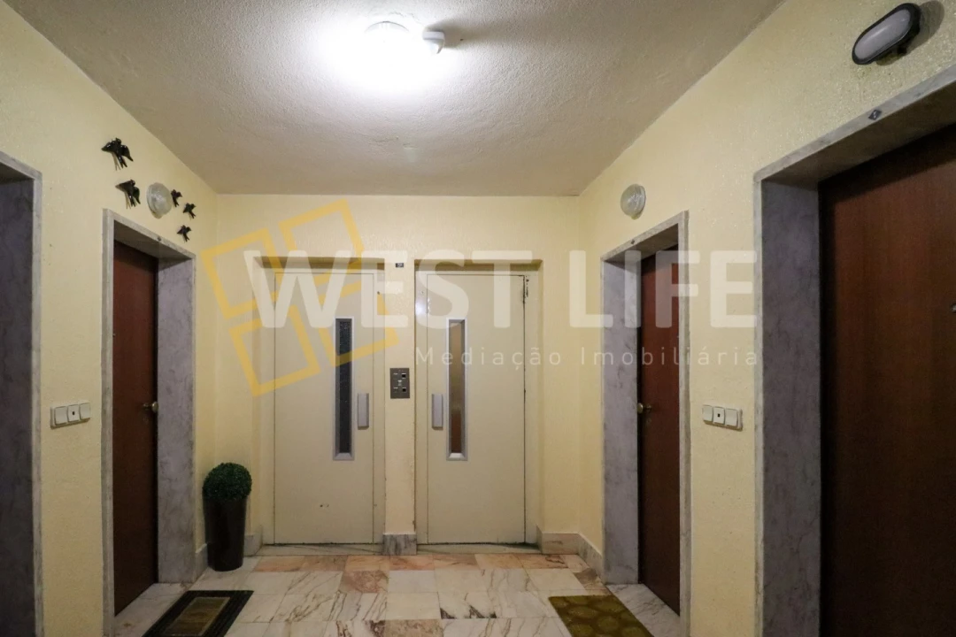Apartamento T3 para Venda em Cacém e São Marcos Foto 19