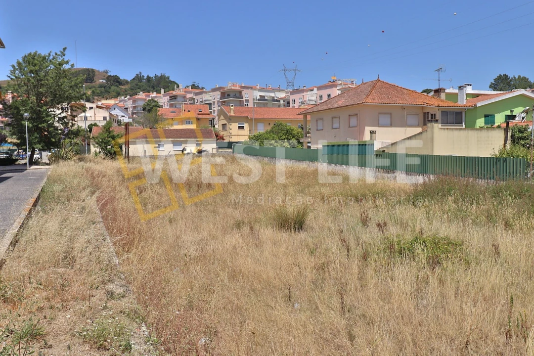 Terreno para Venda em Venda do Pinheiro e Santo Estêvão das Galés Foto 15
