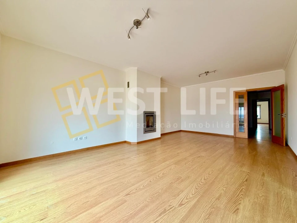 Apartamento T3 para Venda em Ericeira Foto 3