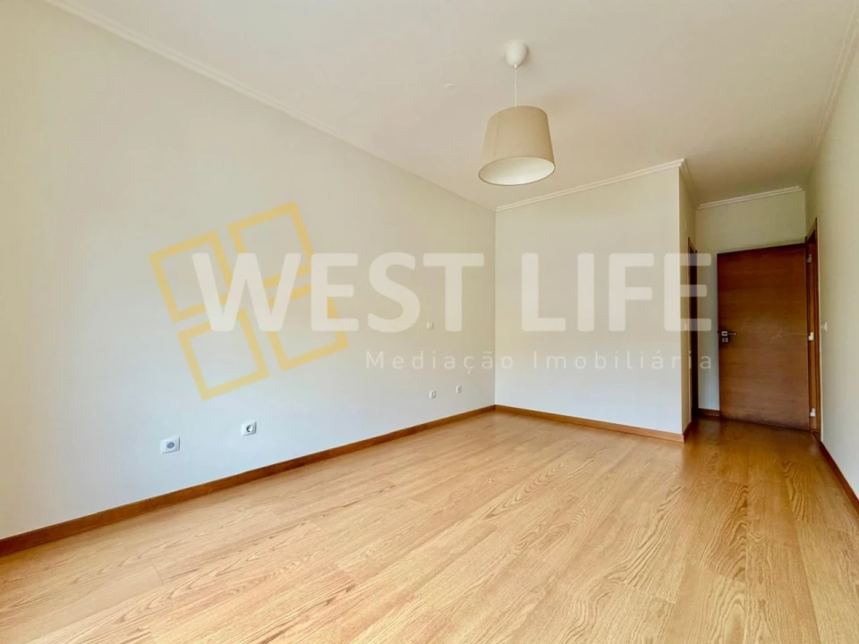 Apartamento T3 para Venda em Ericeira Foto 12