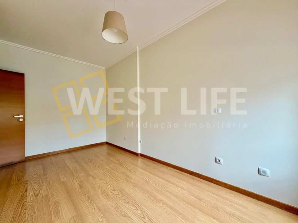Apartamento T3 para Venda em Ericeira Foto 19
