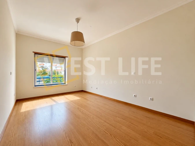 Apartamento T3 para Venda em Ericeira Foto 16