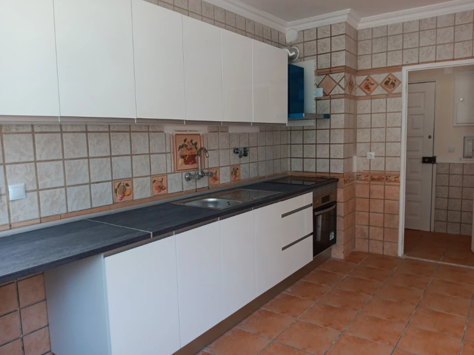 Apartamento T2 para Venda em Algueirão-Mem Martins Foto 8