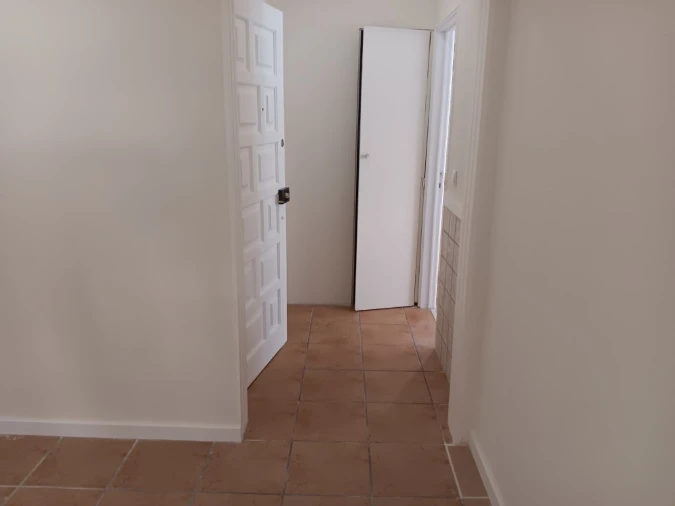 Apartamento T2 para Venda em Algueirão-Mem Martins Foto 5