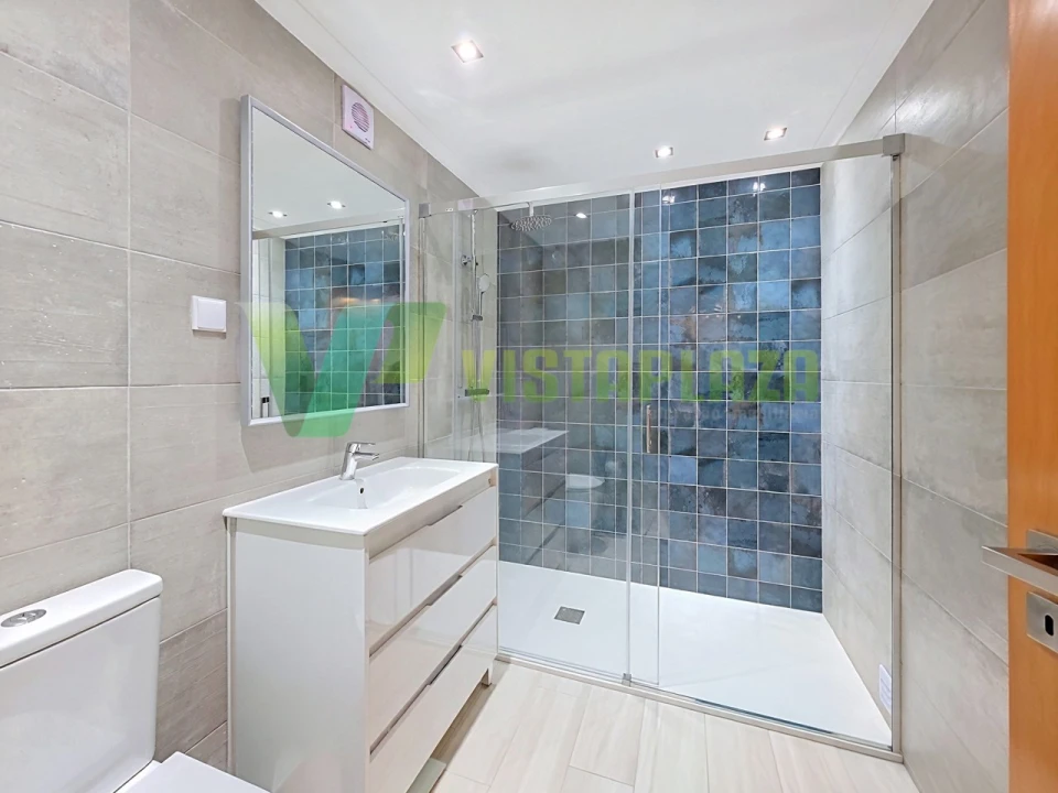 Apartamento T3 para Venda em Portimão Foto 8