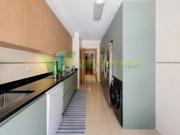 Apartamento T3 para Venda em Portimão