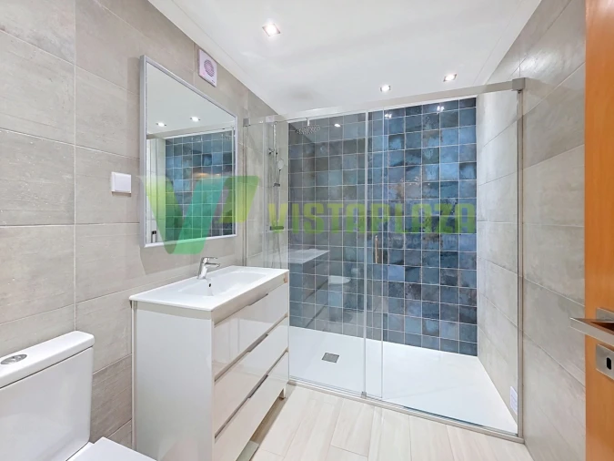 Apartamento T3 para Venda em Portimão Foto 8