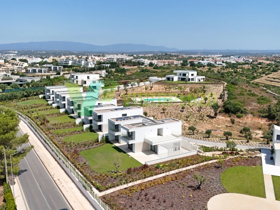 Moradia T3 para Venda em Ferragudo Foto 6
