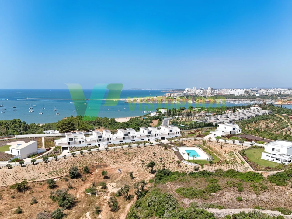 Moradia T3 para Venda em Ferragudo Foto 1