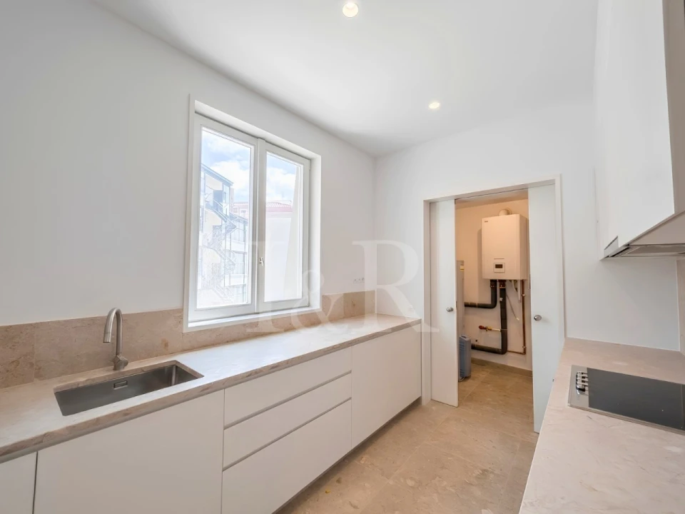 Apartamento T3 para Venda em Santo António Foto 5