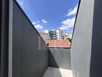 Apartamento T3 para Venda em Santo António