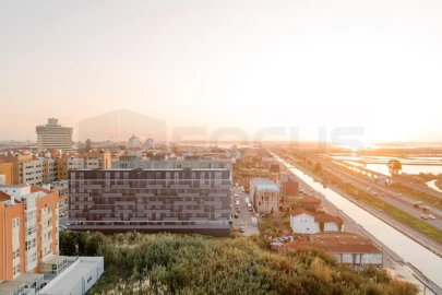 Apartamento T3 para Venda em Glória e Vera Cruz