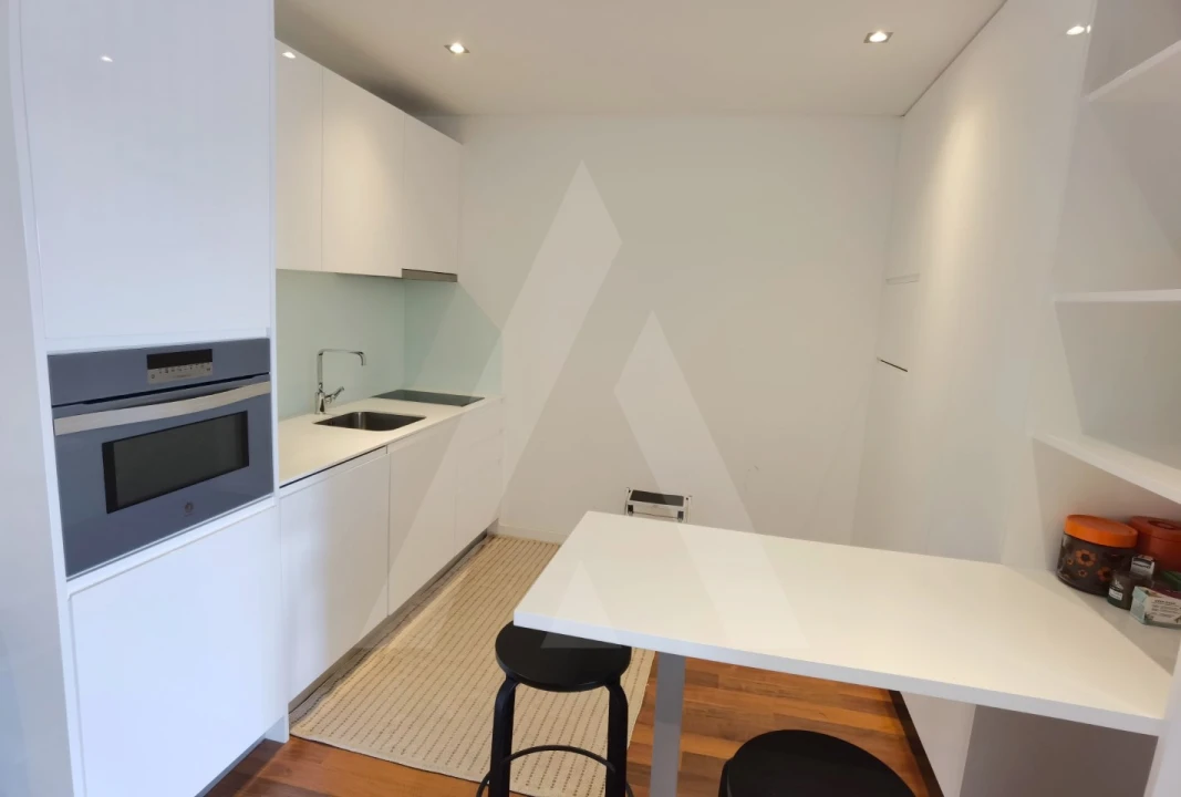 Apartamento T1 para Arrendamento em Glória e Vera Cruz Foto 6