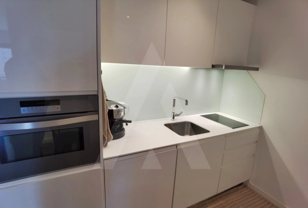 Apartamento T1 para Arrendamento em Glória e Vera Cruz Foto 7