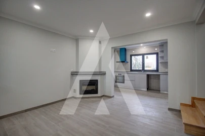 Moradia T2 para Venda em Oliveira do Bairro