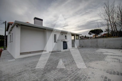Moradia T2 para Venda em Oliveira do Bairro