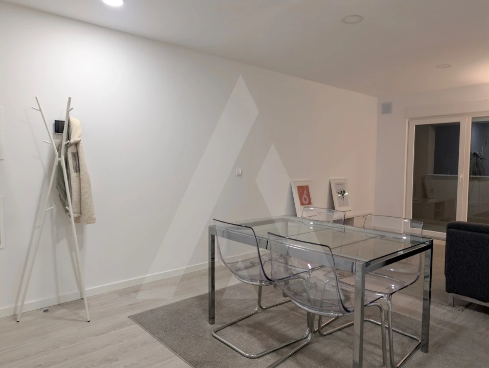 Apartamento T2 para Venda em Aradas Foto 7
