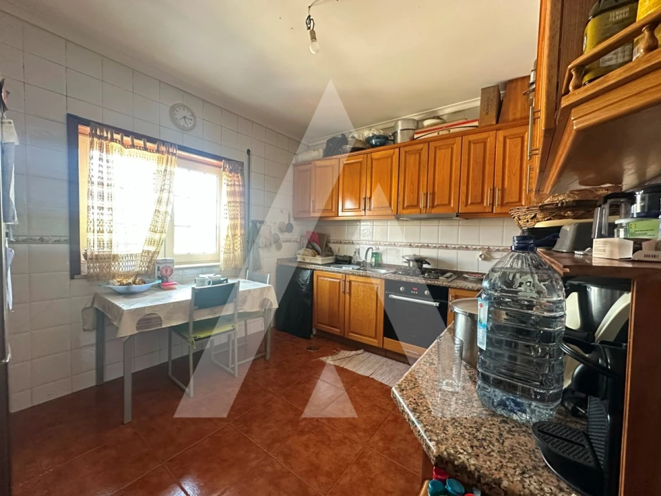 Apartamento T3 para Venda em Bustos, Troviscal e Mamarrosa Foto 1