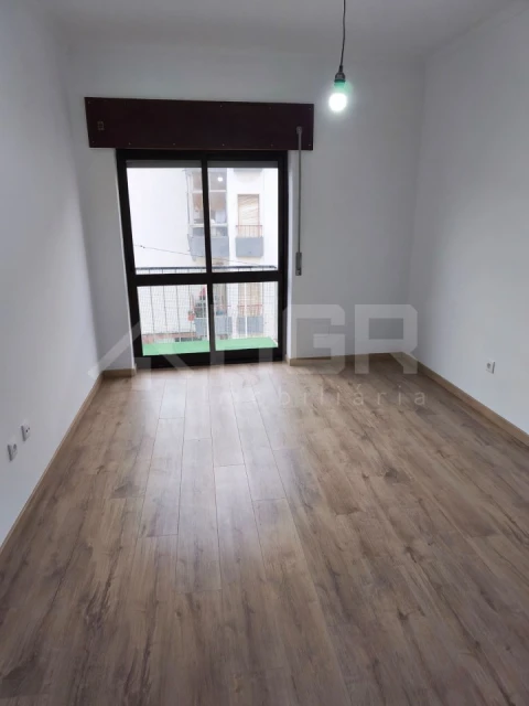 Apartamento T3 para Venda em Alto do Seixalinho, Santo André e Verderena