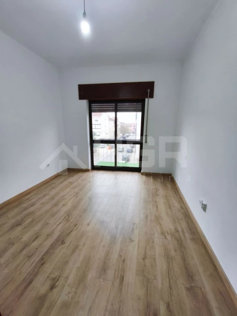 Apartamento T3 para Venda em Alto do Seixalinho, Santo André e Verderena