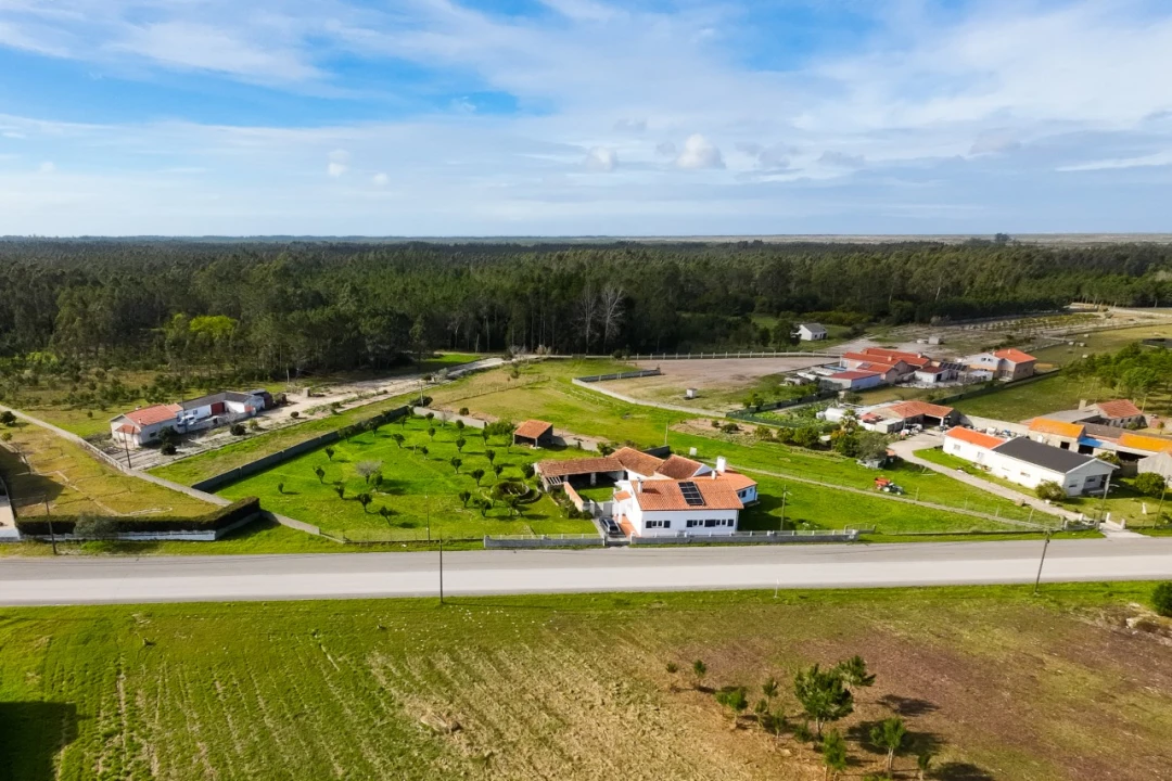 Moradia T3 para Venda em Tavarede Foto 33
