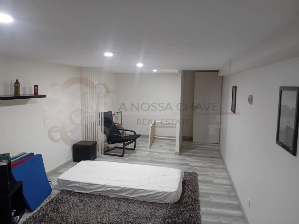 Apartamento T2 para Venda em Algueirão-Mem Martins Foto 9
