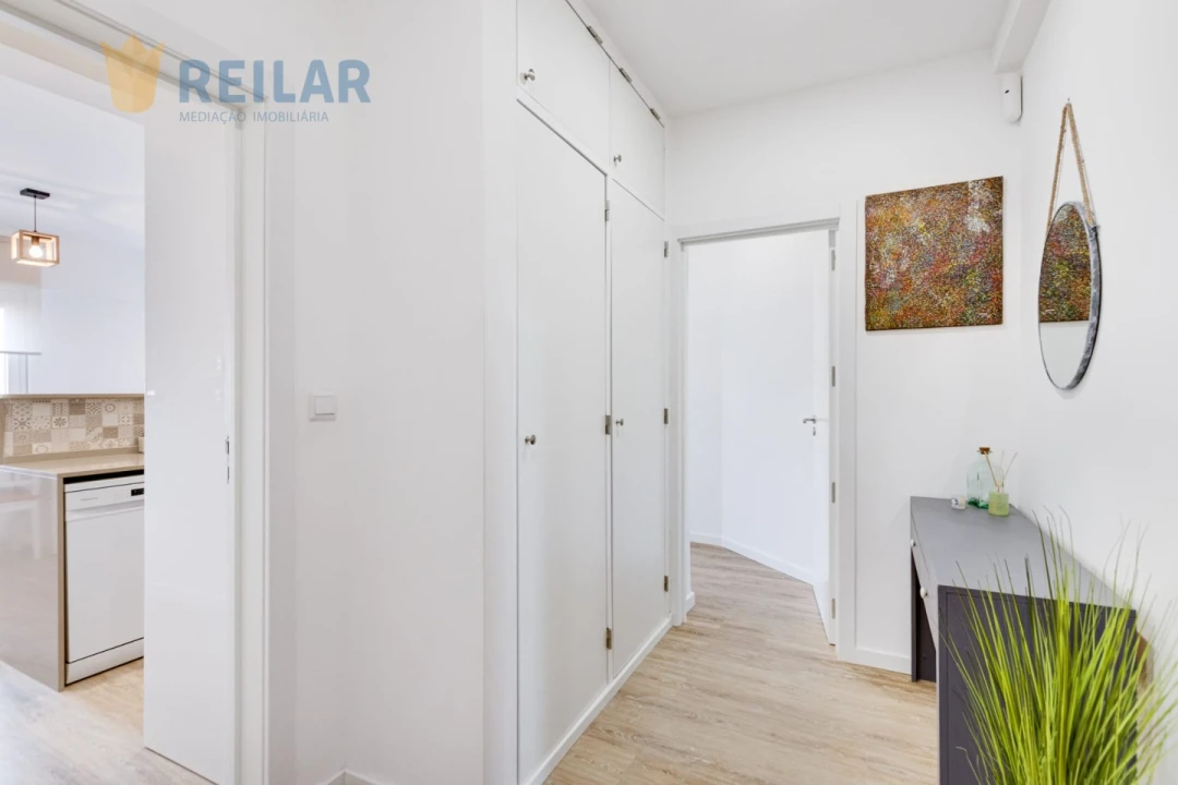 Apartamento T2 para Venda em Sacavém e Prior Velho Foto 1