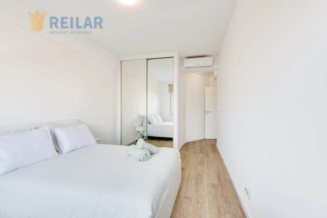 Apartamento T2 para Venda em Sacavém e Prior Velho Foto 8