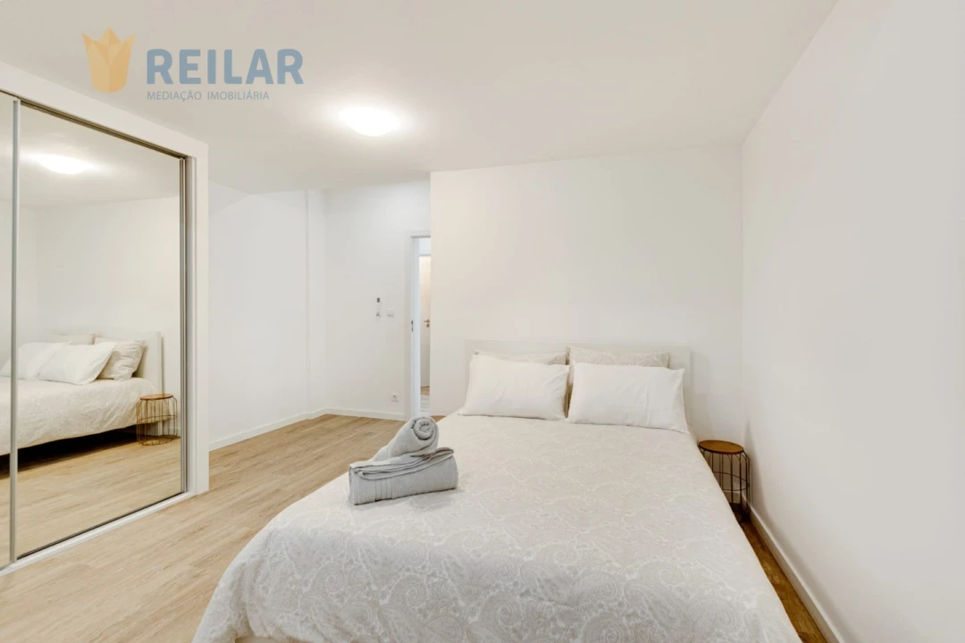 Apartamento T2 para Venda em Sacavém e Prior Velho Foto 9