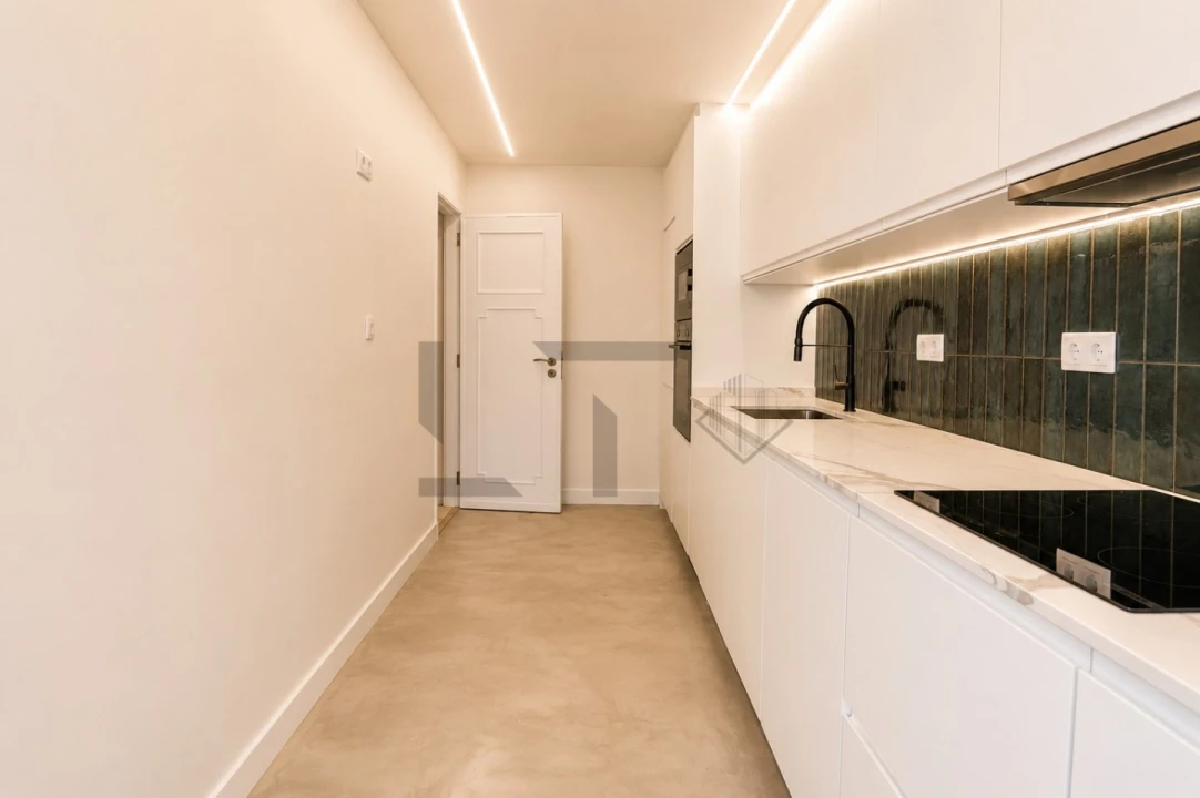 Moradia T4 para Venda em Corroios Foto 17