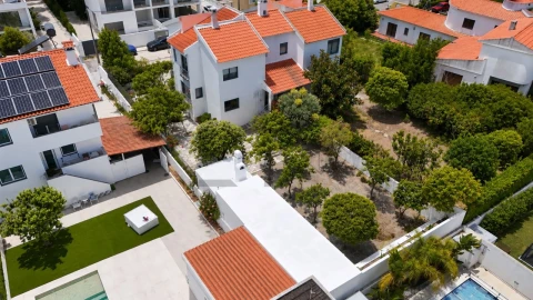 Moradia T4 para Venda em Corroios