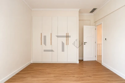 Moradia T4 para Venda em Corroios