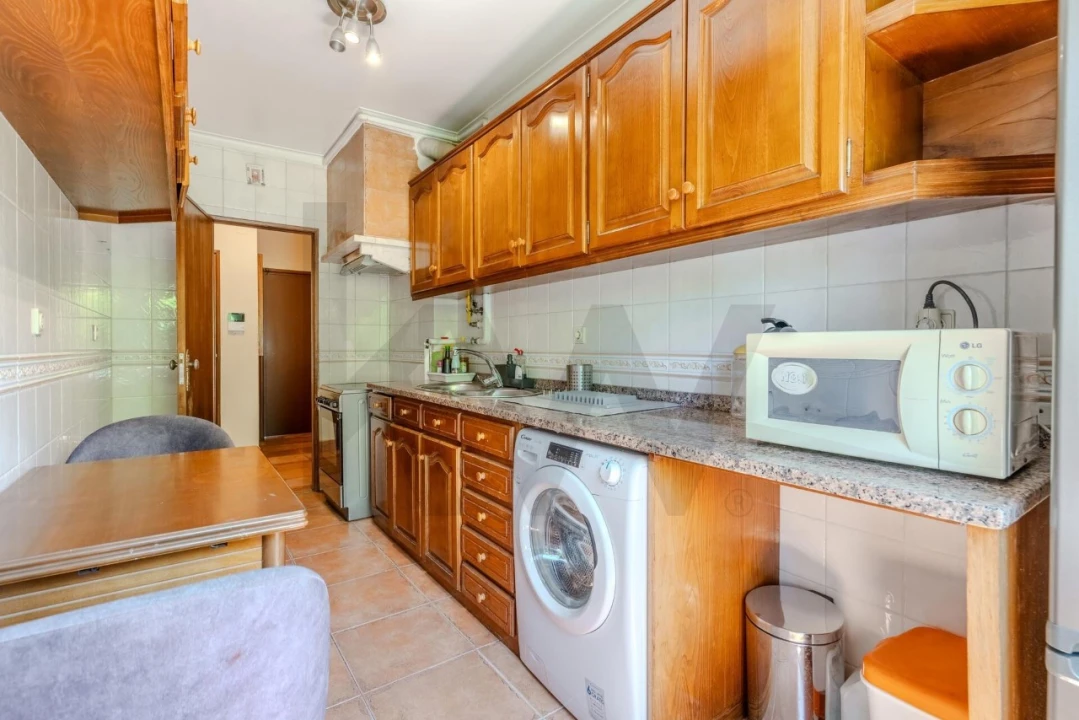 Apartamento T2 para Venda em Algés, Linda-A-Velha e Cruz Quebrada-Dafundo Foto 6