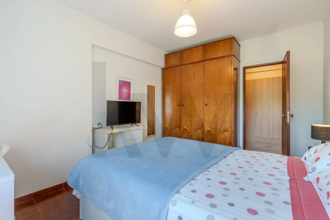 Apartamento T2 para Venda em Algés, Linda-A-Velha e Cruz Quebrada-Dafundo Foto 17