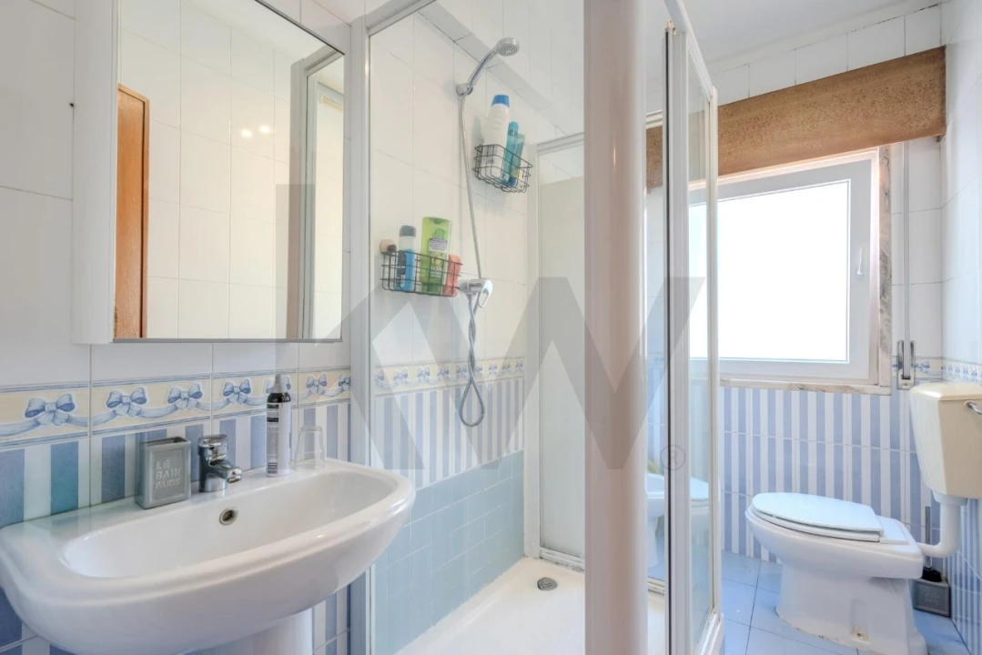 Apartamento T2 para Venda em Algés, Linda-A-Velha e Cruz Quebrada-Dafundo Foto 18