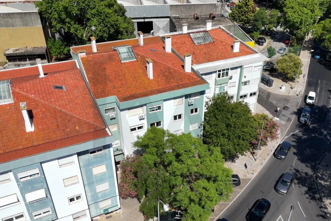 Apartamento T2 para Venda em Algés, Linda-A-Velha e Cruz Quebrada-Dafundo Foto 31