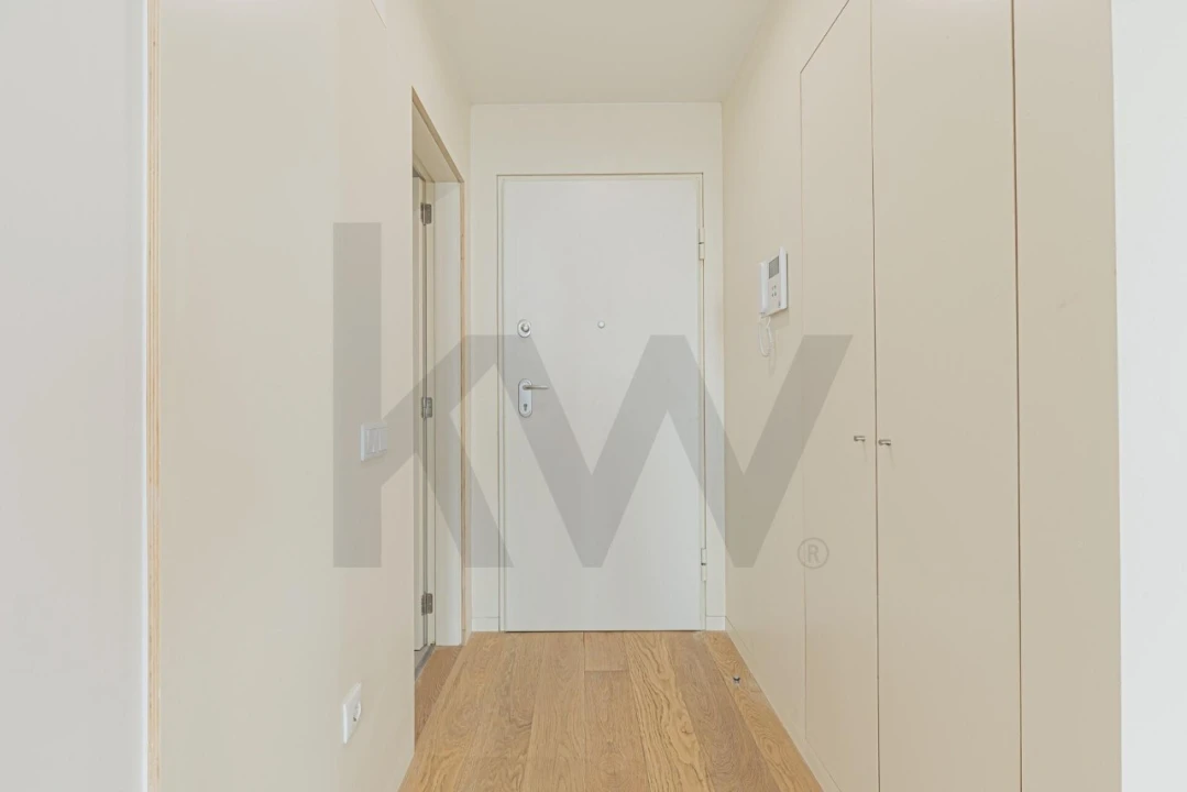 Apartamento T1 para Venda em Misericórdia Foto 24