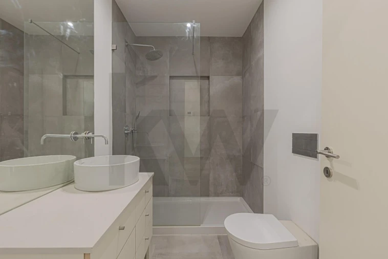 Apartamento T1 para Venda em Misericórdia Foto 24