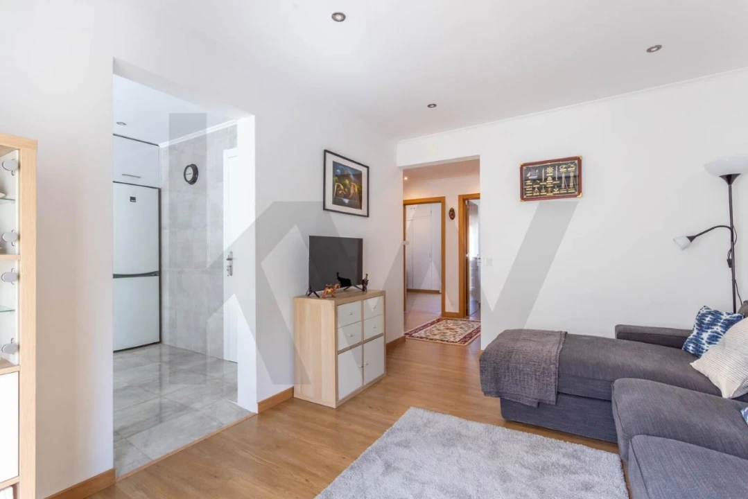 Apartamento T2 para Venda em Santo António dos Cavaleiros e Frielas Foto 4