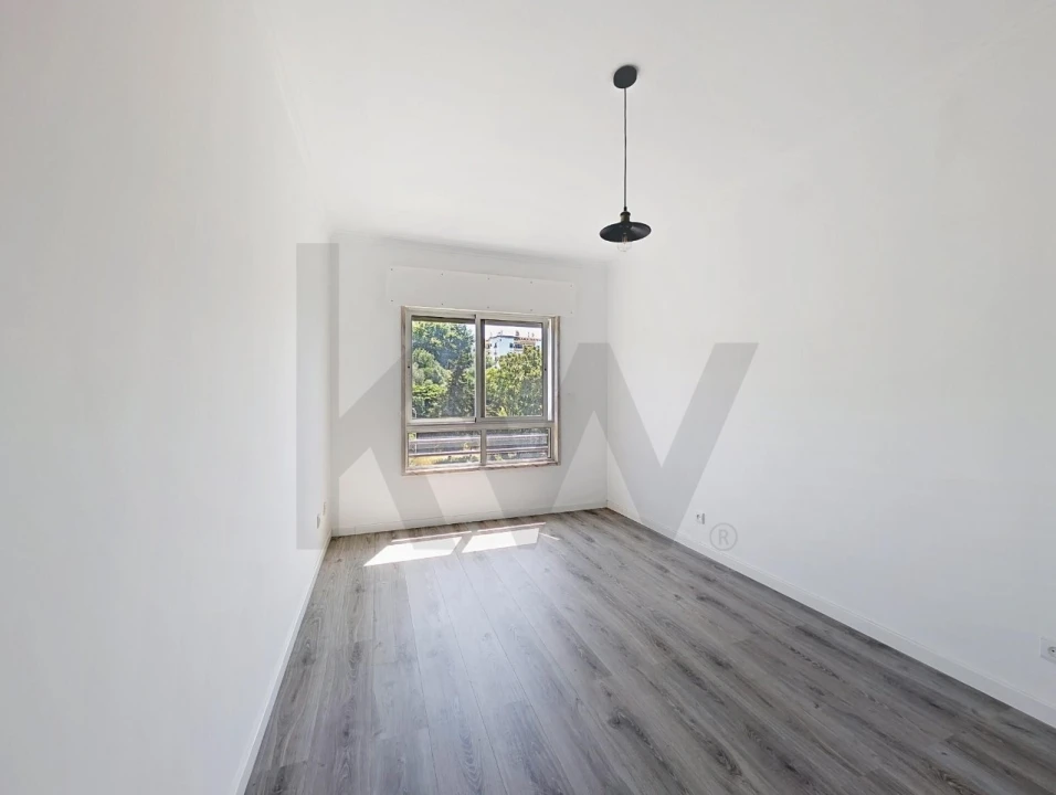 Apartamento T2 para Venda em Cacém e São Marcos Foto 14
