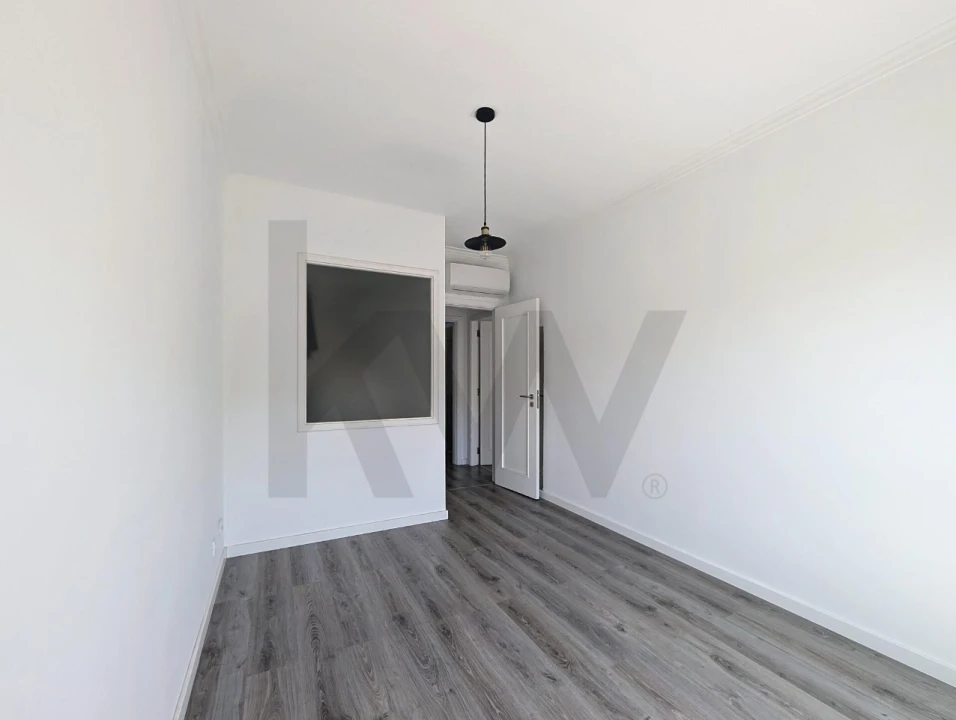 Apartamento T2 para Venda em Cacém e São Marcos Foto 15