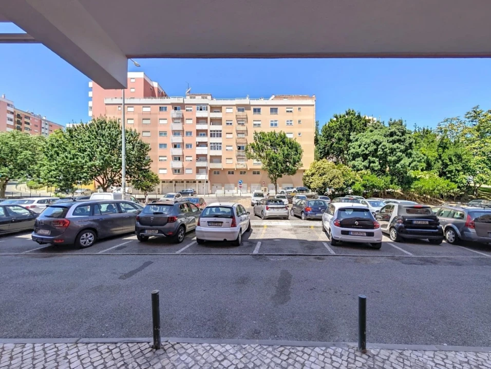 Apartamento T2 para Venda em Cacém e São Marcos Foto 23