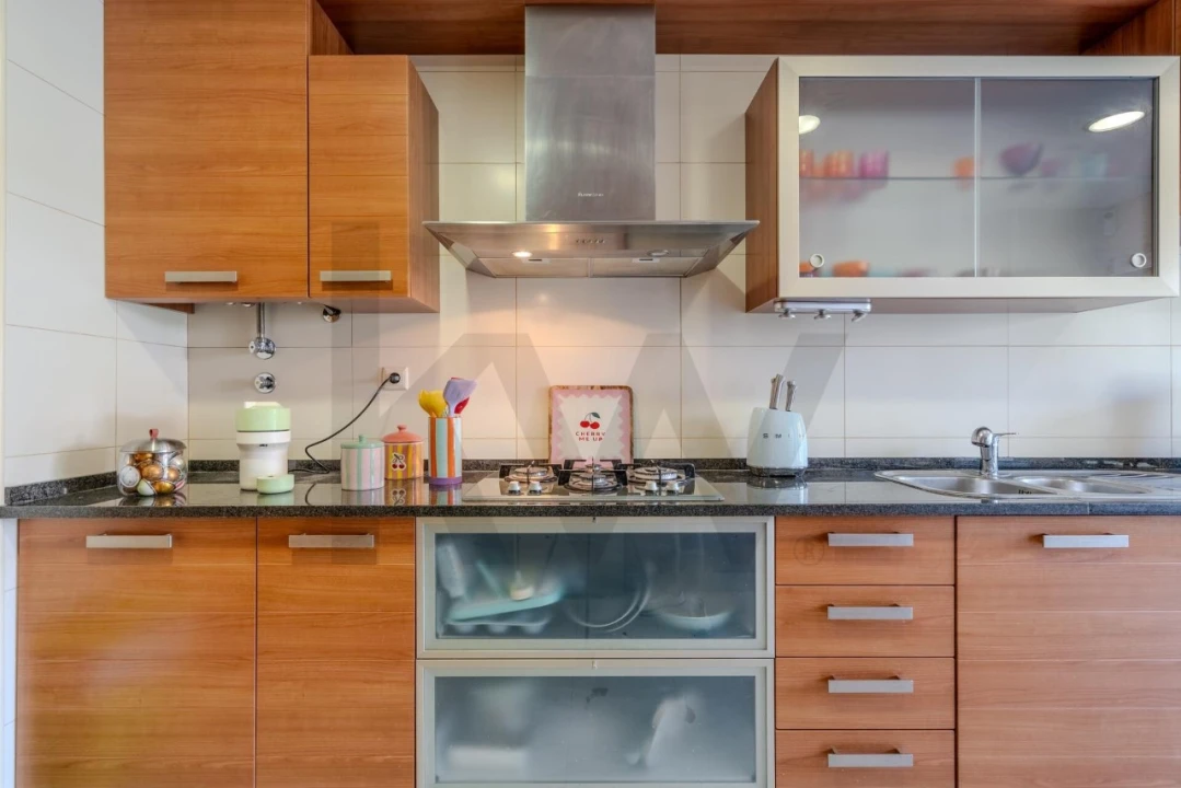 Apartamento T2 para Venda em Carnaxide e Queijas Foto 18