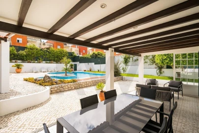 Moradia T4 para Venda em Sesimbra (Castelo)